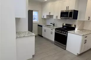 3295 Parkway Dr, Baldwin, NY 11510 - Photo 3