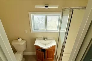 3295 Parkway Dr, Baldwin, NY 11510 - Photo 9