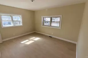 3295 Parkway Dr, Baldwin, NY 11510 - Photo 11