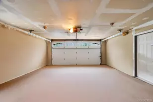 18 Jerusalem Hollow Rd, Manorville, NY 11949 - Photo 27