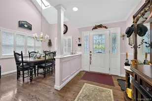 2 Crescent Ct, Centerport, NY 11721 - Photo 3