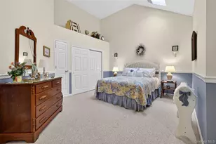 2 Crescent Ct, Centerport, NY 11721 - Photo 21