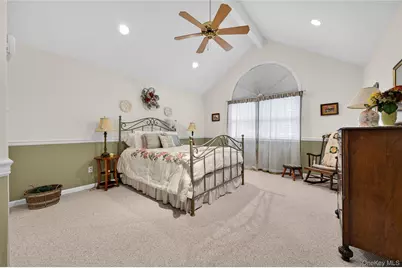 2 Crescent Court, Centerport, NY 11721 - Photo 23