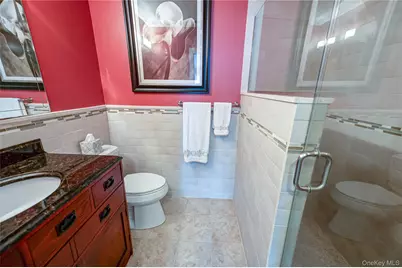 83 Broadlawn Drive, Central Islip, NY 11722 - Photo 11