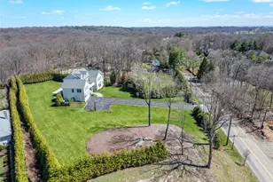 38 Buckout Rd, West Harrison, NY 10604 - Photo 29