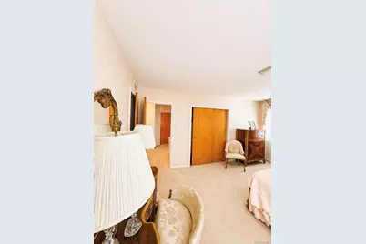 1209 Hempstead Avenue, Malverne, NY 11565 - Photo 13