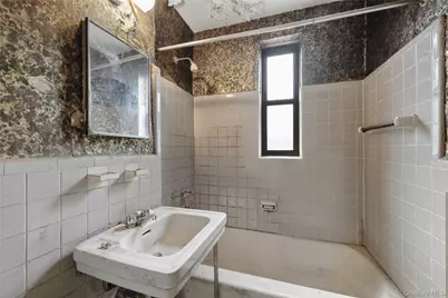 123-35 82nd #4D, Kew Gardens, NY 11415 - Photo 7