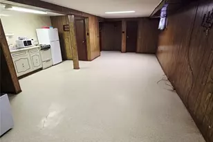 157 Barwick Blvd, Mineola, NY 11501 - Photo 23