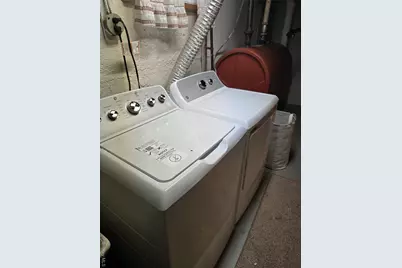 157 Barwick Boulevard, Mineola, NY 11501 - Photo 25