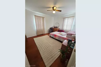 157 Barwick Boulevard, Mineola, NY 11501 - Photo 11