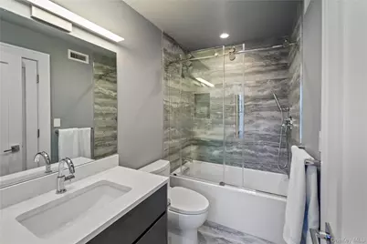 68 Foster Avenue #9, Hampton Bays, NY 11946 - Photo 27