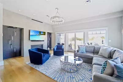 68 Foster Avenue #9, Hampton Bays, NY 11946 - Photo 5