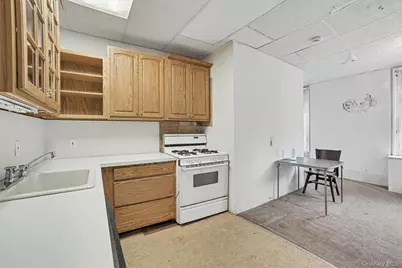 61 Fairview Avenue, Tarrytown, NY 10591 - Photo 25