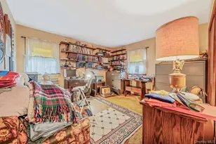 46 Anita Pl, Farmingdale, NY 11735 - Photo 25