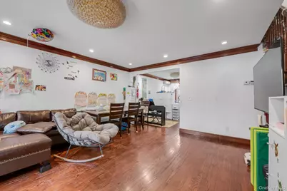 6906 Fresh Meadow Lane, Fresh Meadows, NY 11365 - Photo 3
