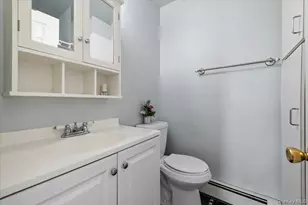 316 S 3rd St, Lindenhurst, NY 11757 - Photo 15