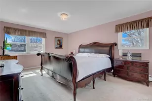 27 Cedar St, Syosset, NY 11791 - Photo 15