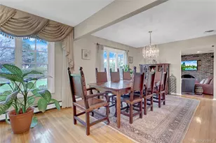 27 Cedar St, Syosset, NY 11791 - Photo 7