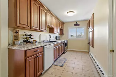 16 Hillside Terrace, Mahopac, NY 10541 - Photo 17