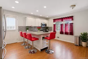 44 S Howells Ave, Farmingville, NY 11738 - Photo 5