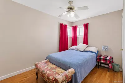 44 S Howells Avenue, Farmingville, NY 11738 - Photo 23