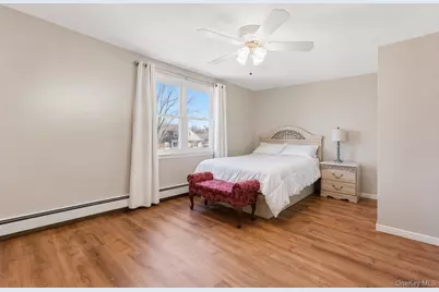 44 S Howells Avenue, Farmingville, NY 11738 - Photo 17