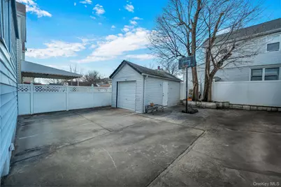 91-04 218th Place, Queens Village, NY 11428 - Photo 29