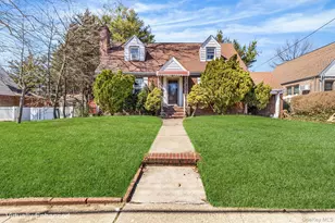 11 Henry St, Valley Stream, NY 11580 - Photo 1