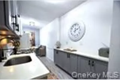 19 Abeel Street #2E, Yonkers, NY 10705 - Photo 9