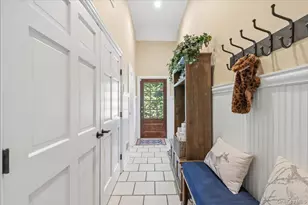 2 Memas Ct, Dix Hills, NY 11746 - Photo 21