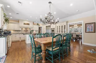 2 Memas Ct, Dix Hills, NY 11746 - Photo 15