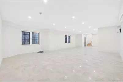 150-17 Hawtree Street, Ozone Park, NY 11417 - Photo 43