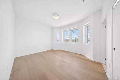 150-17 Hawtree Street, Ozone Park, NY 11417 - Photo 35