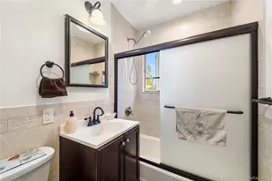 224-23 Manor Rd, Queens Village, NY 11427 - Photo 11