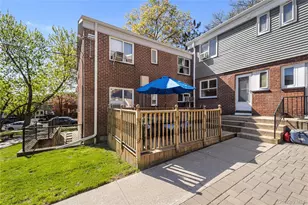 224-23 Manor Rd, Queens Village, NY 11427 - Photo 9