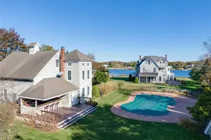 127 Senix Ave, Center Moriches, NY 11934 - Photo 37