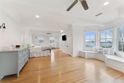 127 Senix Avenue, Center Moriches, NY 11934 - Photo 11