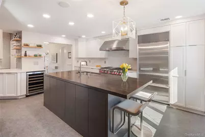 40 Kings Court, Chappaqua, NY 10514 - Photo 3