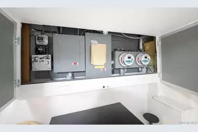 6017 80th Avenue, Glendale, NY 11385 - Photo 13