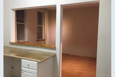 6017 80th Avenue, Glendale, NY 11385 - Photo 5