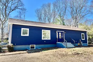 38 Railroad Ave, East Hampton, NY 11937 - Photo 3