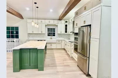 38 Railroad Avenue, East Hampton, NY 11937 - Photo 7