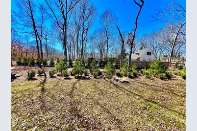 38 Railroad Avenue, East Hampton, NY 11937 - Photo 39