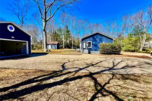 38 Railroad Ave, East Hampton, NY 11937 - Photo 31