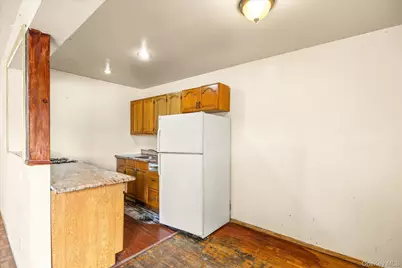 15417 108th Avenue, Jamaica, NY 11433 - Photo 7