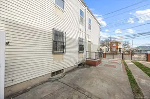154-17 108th Ave, Jamaica, NY 11433 - Photo 31