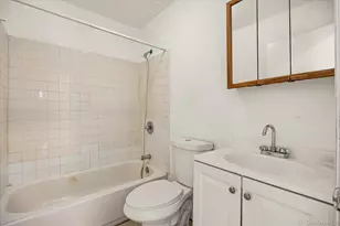 154-17 108th Ave, Jamaica, NY 11433 - Photo 27