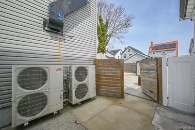 11311 201st Street, Saint Albans, NY 11412 - Photo 33