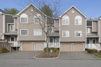 42 Eagle Ridge Way, Nanuet, NY 10954 - Photo 1