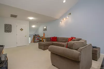 42 Eagle Ridge Way, Nanuet, NY 10954 - Photo 5